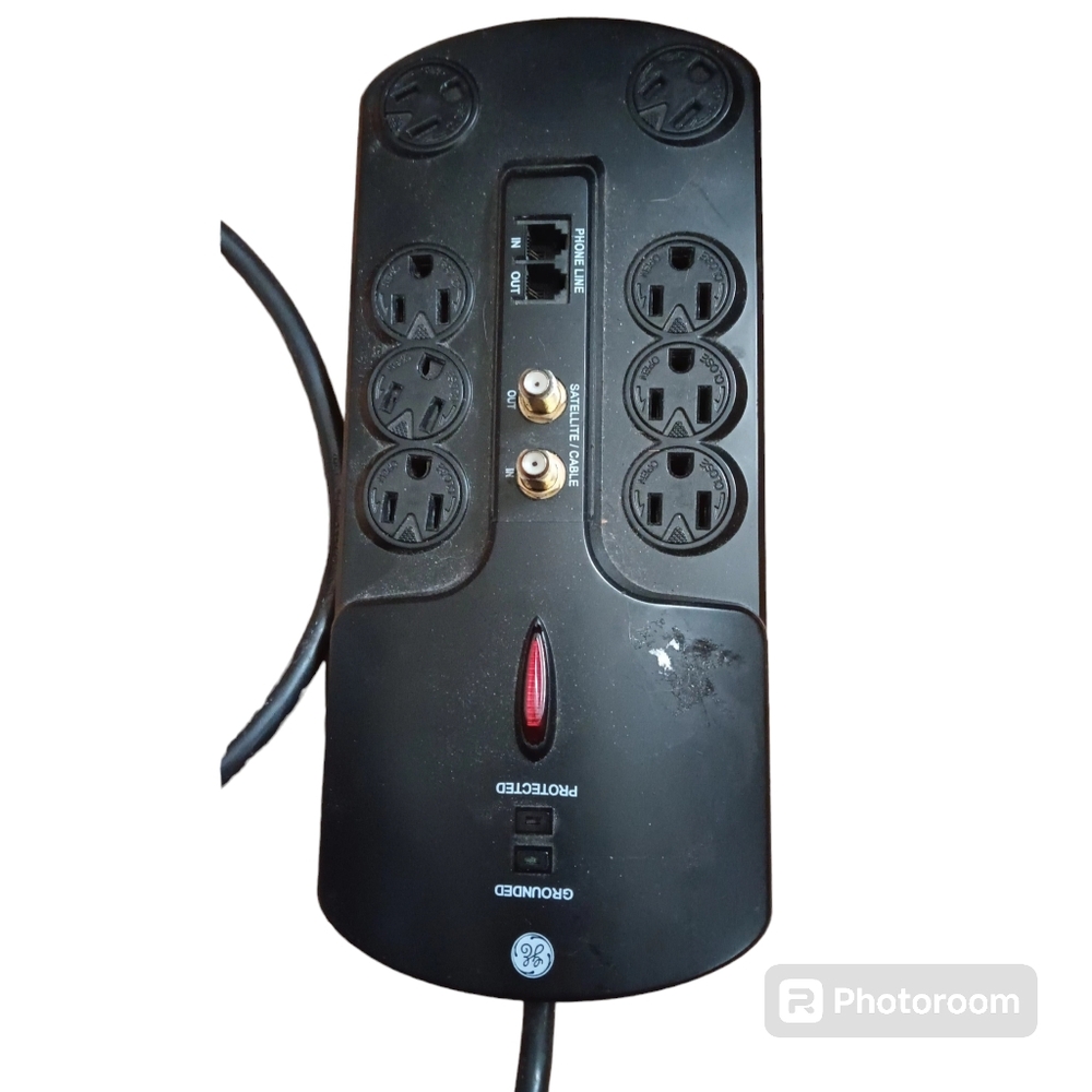 GE 8 socket surge protector